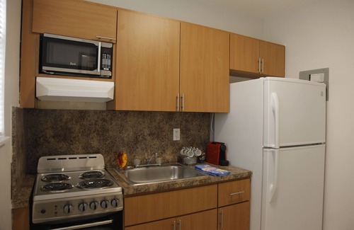 Northeast Miami Apartment | Miami Modern Studio #3