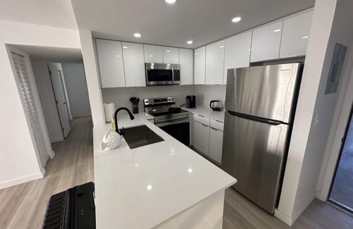 The Roads Apartment | Miami Oasis walking distance from Brickell city center but yet very peaceful