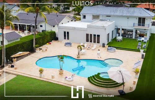 Ludlam House | Miami Villa Pool, Jacuzzi & 5 King Suites L58