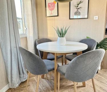Flookburgh House | Miarlo Lodge Derwent Haven Lakeland