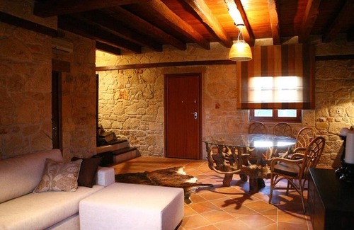 Kassandra House | Michaella Cottage