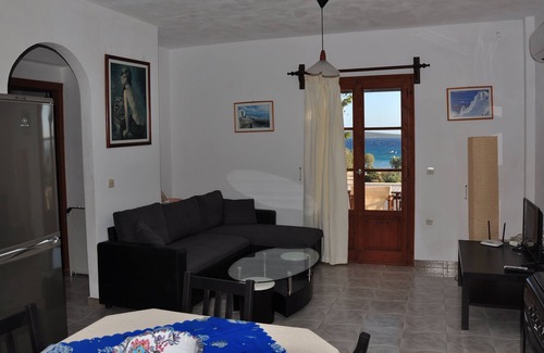 Aliki Apartment | Michalis Apartments near the beaches with sea view