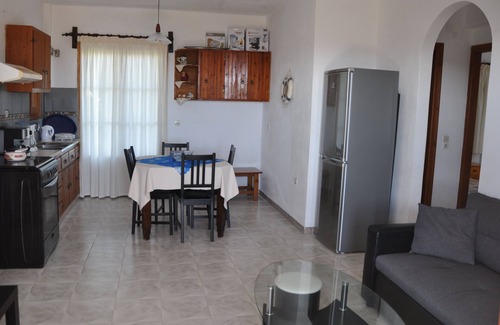 Aliki Apartment | Michalis Apartments near the beaches with sea view