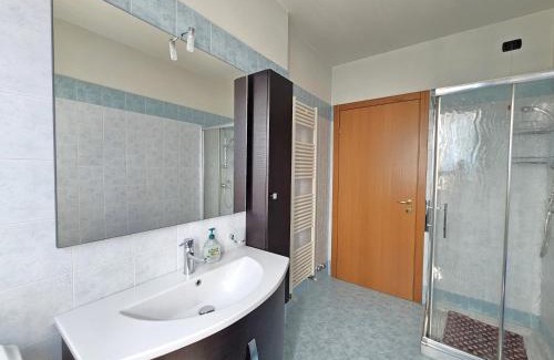 Rivoltella Apartment | Michy House-by Goccia di Lago