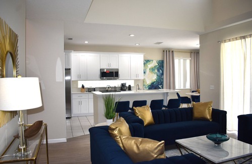 Sunset Lakes House | Mickey's Sunset Retreat