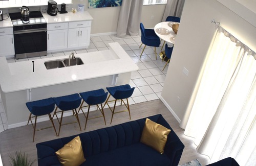 Sunset Lakes House | Mickey's Sunset Retreat