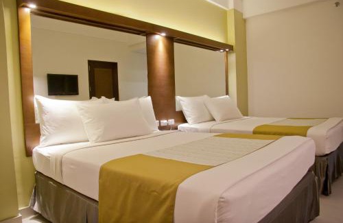 Ugong Norte Hotel | Microtel by Wyndham Acropolis