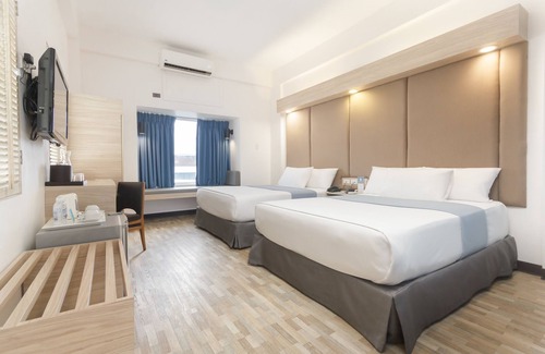 Barangay 76 Hotel | Microtel by Wyndham Mall of Asia