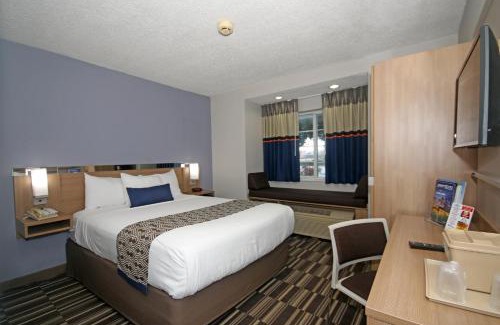 Greensboro Hotel | Microtel Inn by Wyndham Greensboro
