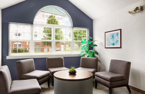 Jeffersontown Hotel | Microtel Inn By Wyndham Louisville East