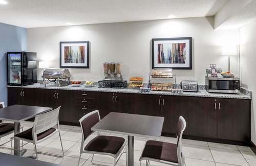 Greenville - Spartanburg Hotel | Microtel Inn & Suites by Wyndham Greenville/Woodruff Rd