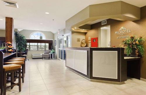 Williston Hotel | Microtel Inn & Suites by Wyndham Williston