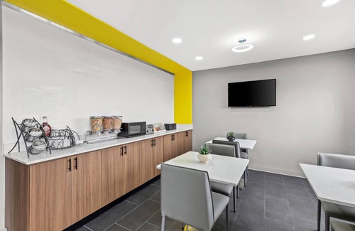 Norcross Hotel | Microtel Inn & Suites by Wyndham Norcross