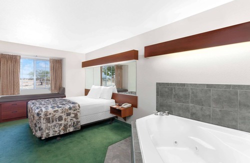 Wellton Hotel | Microtel Inn & Suites by Wyndham Wellton