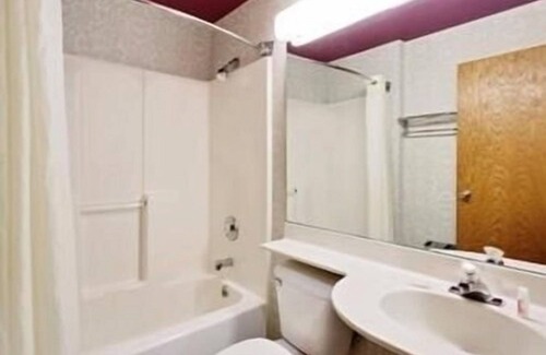 Madison Hotel | Microtel Inn & Suites by Wyndham Madison East