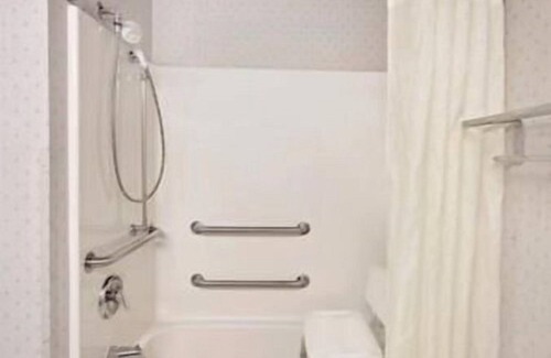 Madison Hotel | Microtel Inn & Suites by Wyndham Madison East