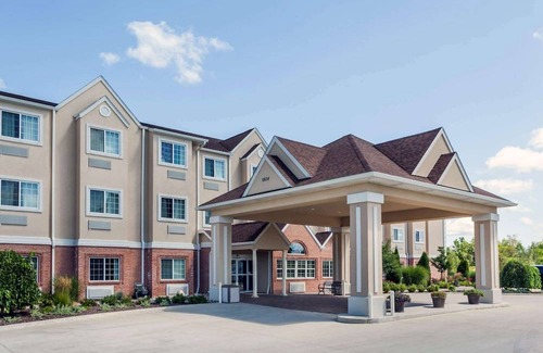 Michigan City Hotel | Microtel Inn & Suites by Wyndham Michigan City