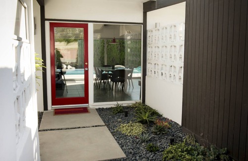 Sunmor House | MID-CENTURY ALEXANDER - P.S. HEAVEN!
