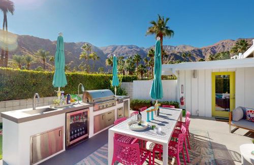 Vista Las Palmas House | Mid Century Alexander Stunner in Vista Las Palmas Permit# 3800