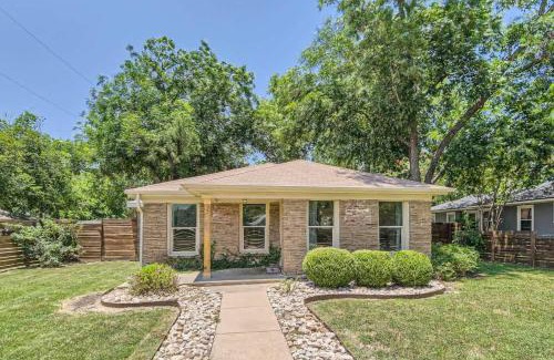 Georgetown House | Mid Century Cozy & Quiet Home-Walk to the Square
