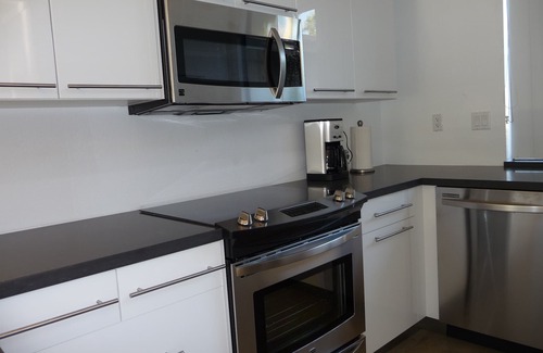 Sunrise Vista Chino Condo | Mid Century Design With Complete Reno