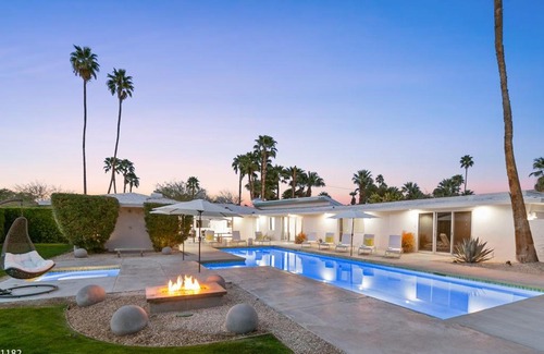 Racquet Club Estates Villa | Mid Century Escape - Movie Colony wd Private Pool