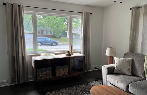 Northwest Akron House | Mid-Century Home in Akron