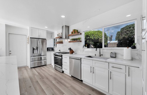 Thousand Oaks House | Mid-Century Modern Eichler Home - Lilian
