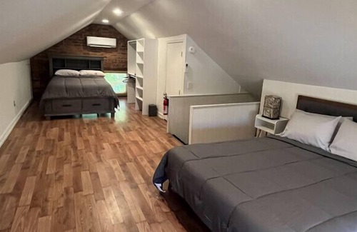 Latonia Apartment | Mid-Century Modern Apartment!