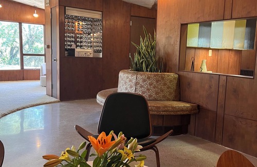 Bellevue House | Mid Century Modern Googie Architect Designed Home. Welcome Modern Designers!