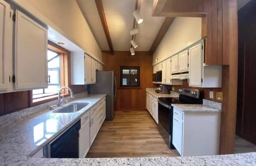 Lexington House | Mid-Century Modern