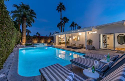 Sunmor Villa | Mid Century Mood House by ACME House Company