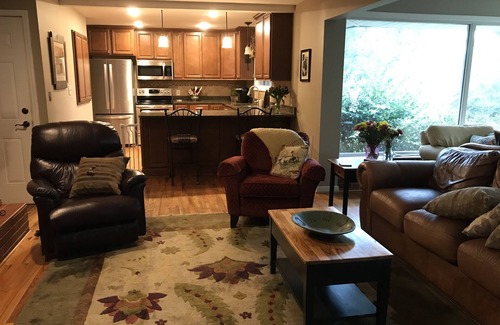 Aiken House | Mid century ranch located in quiet Aiken Estates
