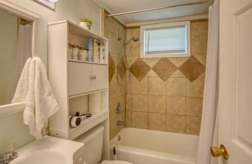 Wilmington House | Mid-Century Wilmington Cottage