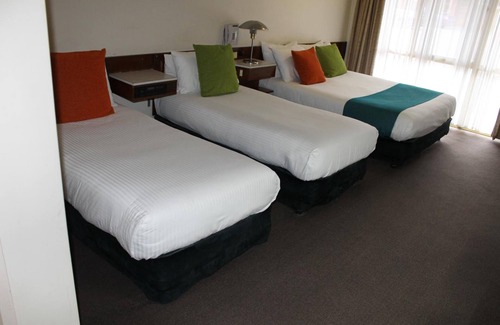 Ballarat Hotel | Mid City Ballarat