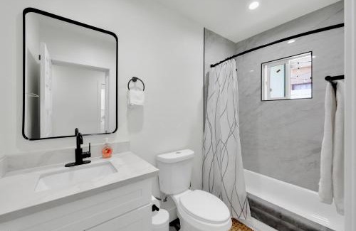 Mid City Apartment | Mid-City Retreat With Backyard And Grill