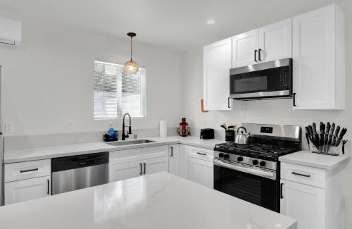 Mid City Apartment | Mid-City Retreat With Backyard And Grill
