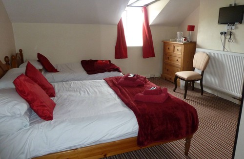 Pant-y-Dwr Bed & Breakfast | Mid Wales Inn