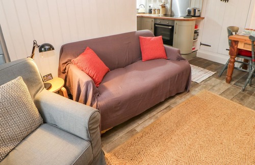 Eastgate Cottage | MIDDLEHOPE COTTAGE, pet friendly, with open fire in St John's Chapel