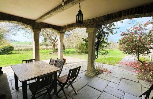 Kilgetty House | Middlelands - A stunning country house with beautiful gardens in rural Pembrokeshire yet close to coast
