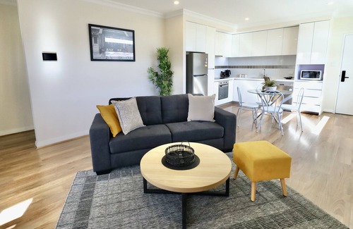 Midland Apartment | Midlands Best Stay - sleeps 4 - family perfect