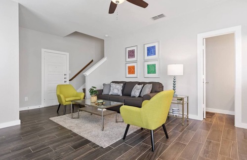 Midlothian House | Midlothian Modern Charm