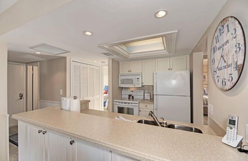 Siesta Key Condo | Midnight Cove II 333F - Bayside Beauty!