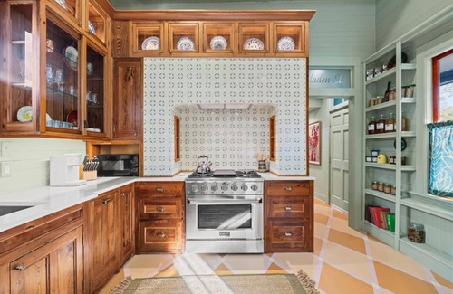Northwest Quadrant House | Midnight Moon Retreat