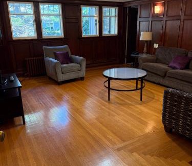 Waterford Valley Apartment | Midstream Manor Unit 10, 2 Bedroom Apartment