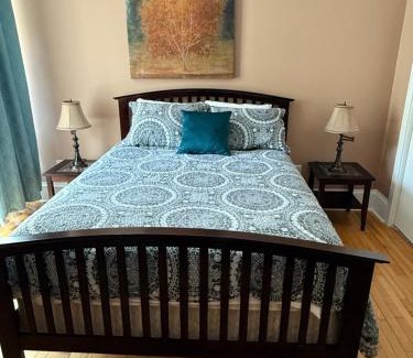 Waterford Valley Apartment | Midstream Manor Unit 10, 2 Bedroom Apartment