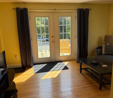 Waterford Valley Apartment | Midstream Manor Unit 2, 2 Bedroom Apartment