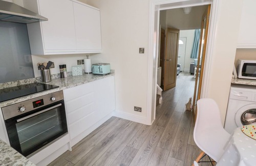 City Centre Cottage | Midsummer Cottage