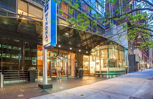 Turtle Bay House | Midtown 45 Hotel Room in New York City – Steps from Grand Central