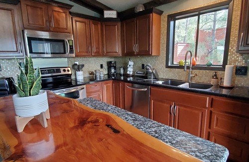 Ruidoso Ski Chalet | Midtown Chalet w/Sierra Blanca Views, 4 br, 2.5ba, Cabin in heart of Ruidoso.